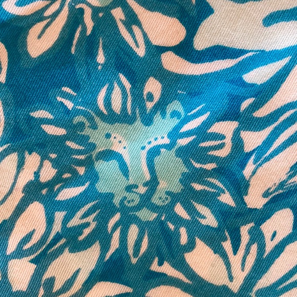 Size 0 Lilly Pulitzer Buttercup Shorts - Picture 4 of 7